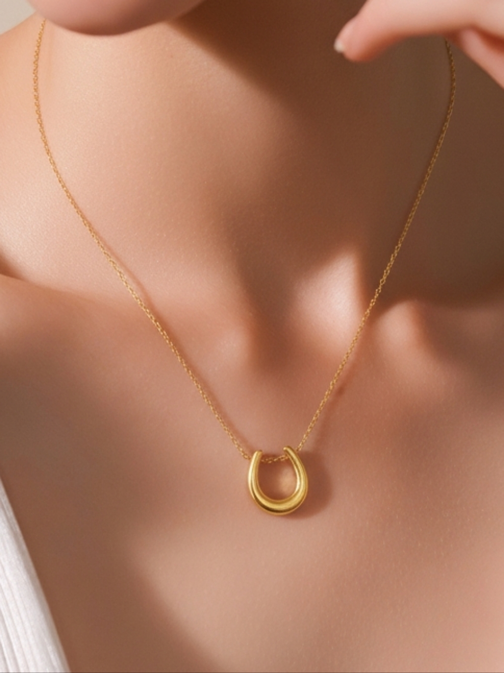 Equestrian Horseshoe Necklace Gold Snake Chain Stainless Steel Cowgirl Rodeo